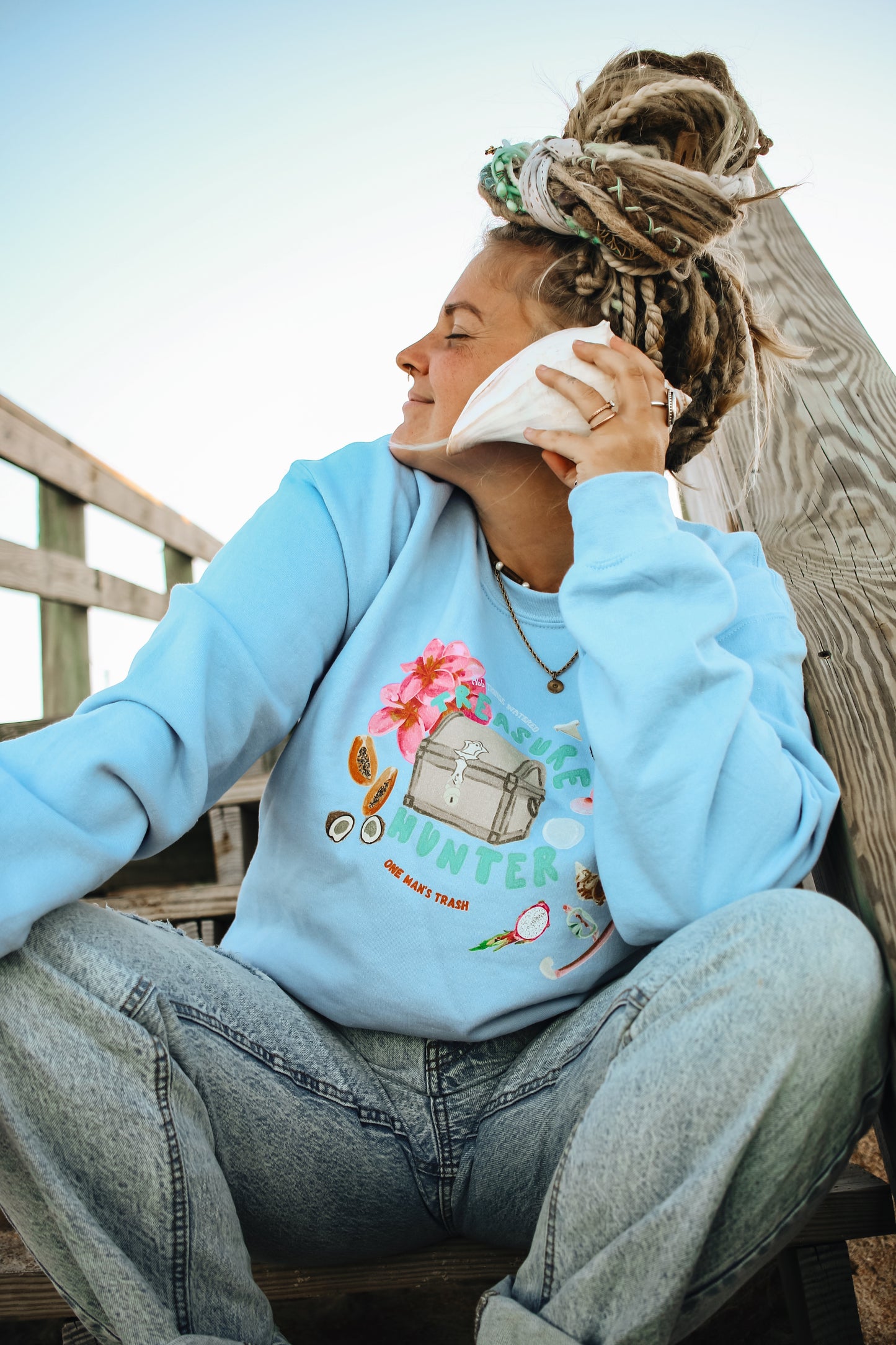 treasure hunter crewneck