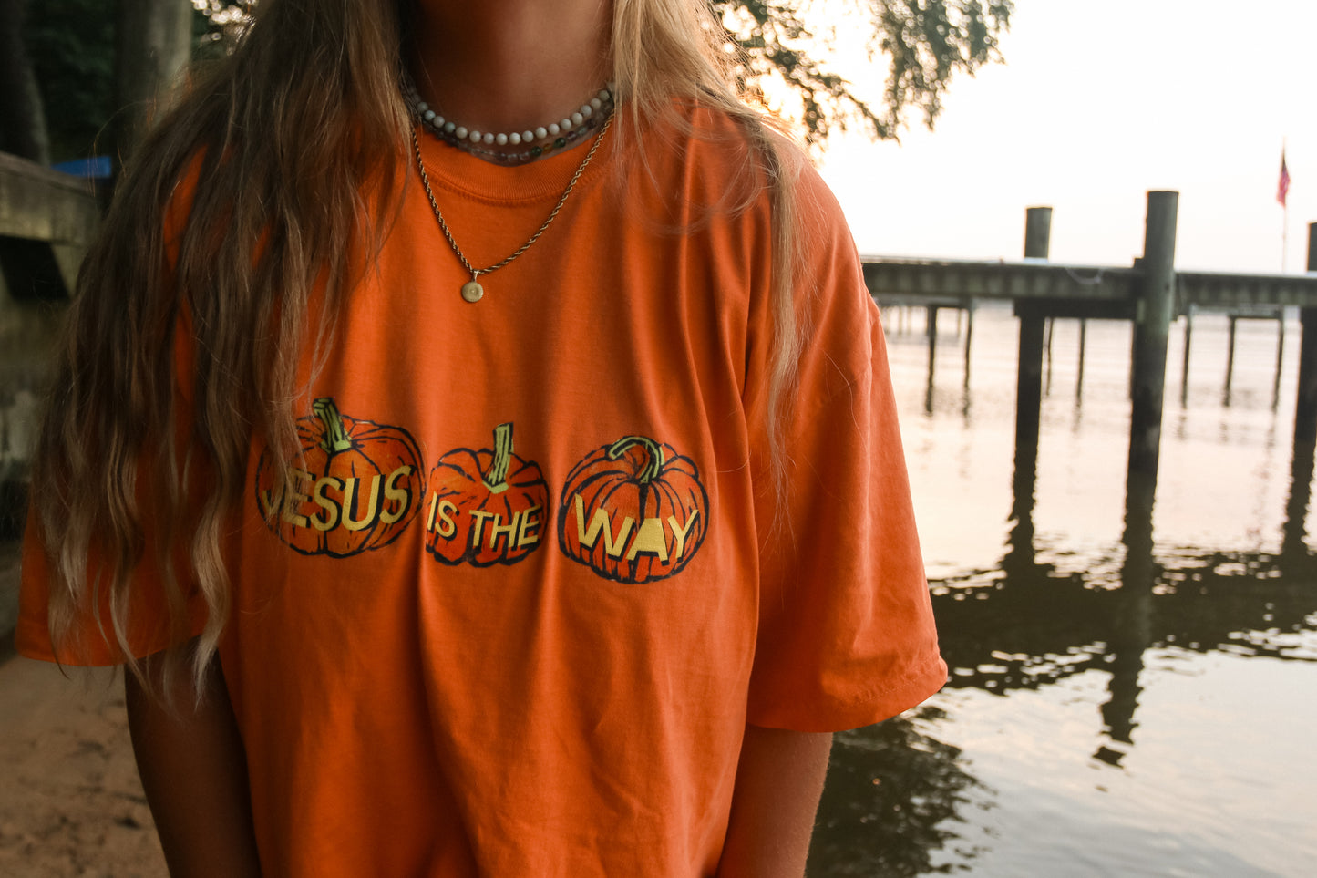 jesus pumpkins cotton tee